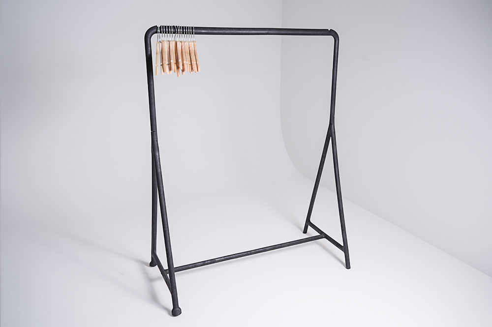 ハンガーラック 1台